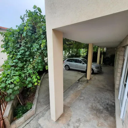 Apartman Ivanka *